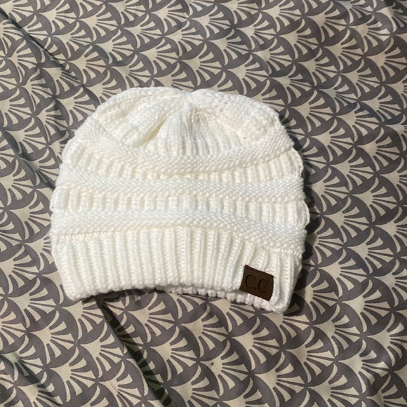 CC BEANIES - Picture 2 of 5